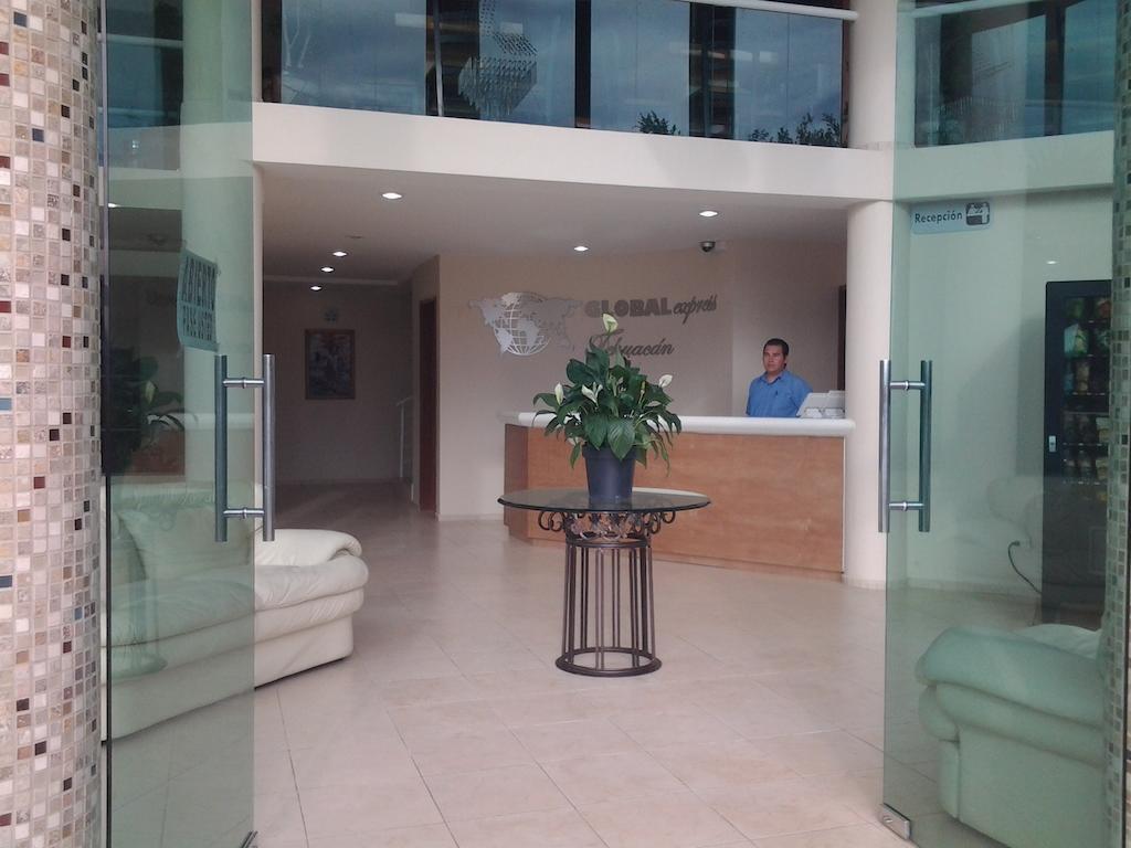 Hotel Global Express Tehuacán Buitenkant foto